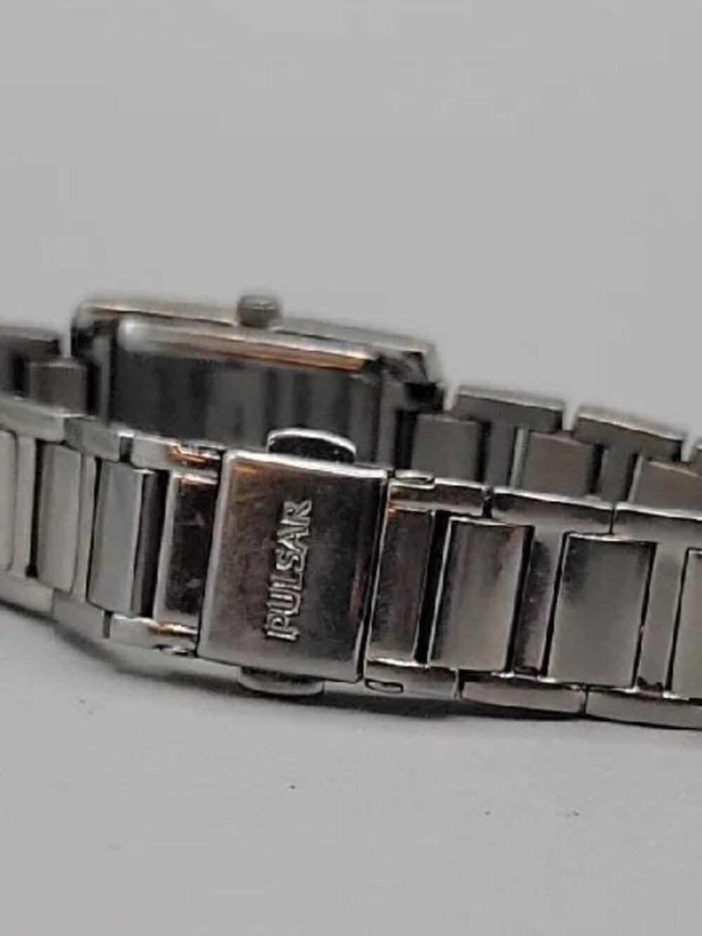 Vintage Pulsar Ladies Watch 1N00 X265 Silvertone Rectangle Link Band Rhinestones - Picture 10 of 14
